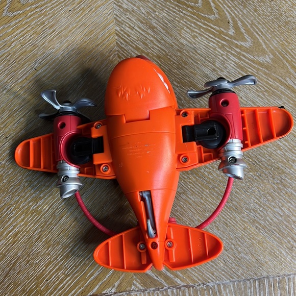 Fisher-Price IMAGINEXT Flying Tiger Shark Plane - Picture 6 of 7